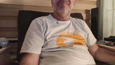 AmorLin online show from 03/24/26, 06:57