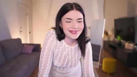 Snapshot of amourdemavie_ chatting on 04/24/26, 01:13 Ada online show from 04/24/26, 01:13