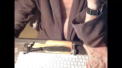 Snapshot of amslave4f chatting on 12/26/24, 09:11 amslave4f online show from 12/26/24, 09:11