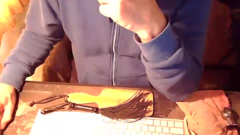 Snapshot of amslave4f chatting on 02/04/25, 02:53 amslave4f online show from 02/04/25, 02:53