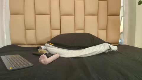 Snapshot of amy__wats0n chatting on 02/04/25, 07:33 amy__wats0n online show from 02/04/25, 07:33