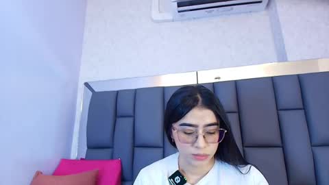 Snapshot of amy__wats0n chatting on 04/20/26, 07:15 amy__wats0n online show from 04/20/26, 07:15