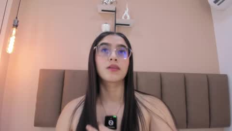 Snapshot of amy__wats0n chatting on 05/26/26, 07:10 amy__wats0n online show from 05/26/26, 07:10