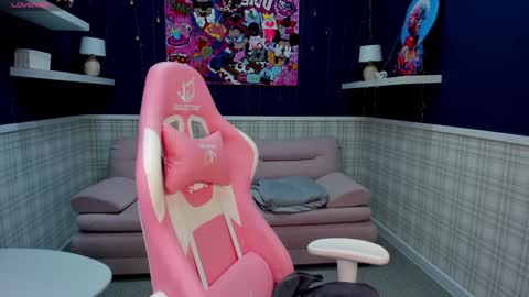 AmyGMT 2 Mon-Sun  0300am-0900am  online show from 01/18/25, 12:46