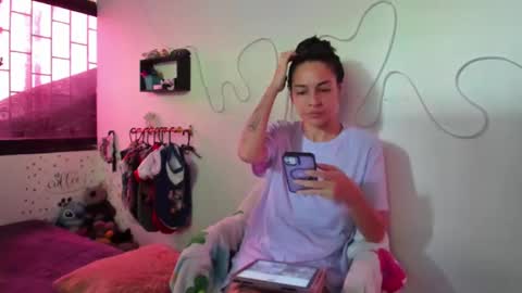 AmyEloise online show from 10/03/25, 03:09