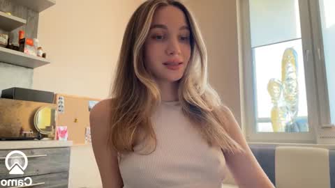 Amy Chill online show from 02/19/25, 01:39