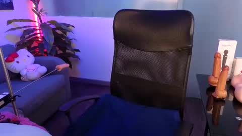 Amy Hoy69 online show from 05/07/26, 02:17