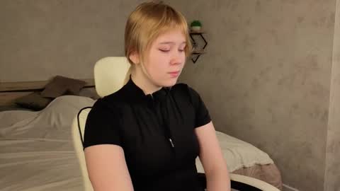 Amy online show from 11/14/25, 11:57