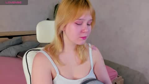 Amy online show from 12/04/25, 12:09