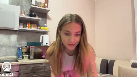 Snapshot of amy_meoww chatting on 12/16/24, 02:49 amy_meoww online show from 12/16/24, 02:49
