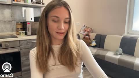 Snapshot of amy_meoww chatting on 02/04/25, 12:11 amy_meoww online show from 02/04/25, 12:11