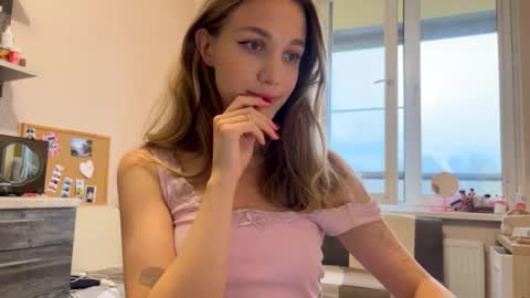 Snapshot of amy_meoww chatting on 10/30/25, 11:55 amy_meoww online show from 10/30/25, 11:55