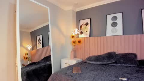 Snapshot of amy_miller2 chatting on 09/08/25, 08:19 Amy online show from 09/08/25, 08:19