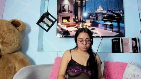 Emy Noa  online show from 03/31/26, 12:45