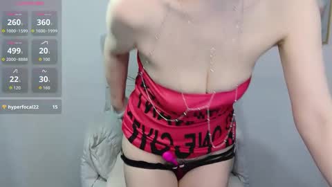 Snapshot of amy_olivia88 chatting on 04/10/26, 01:49 Olivia online show from 04/10/26, 01:49