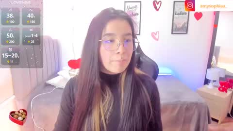 Amy sophia 3 online show from 02/22/25, 06:08