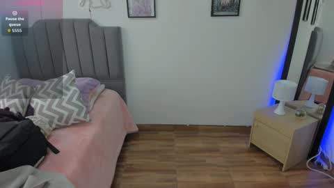 Amy sophia 3 online show from 11/17/25, 01:28