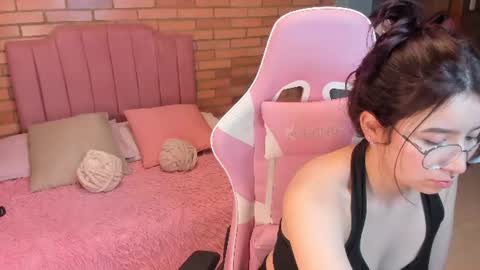 Snapshot of amy_sophiaa chatting on 07/08/26, 11:04 Amy sophia 3 online show from 07/08/26, 11:04