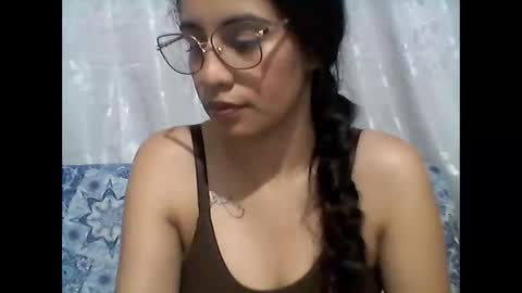 Annie online show from 04/23/26, 03:41