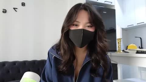 Snapshot of amyalwayshere chatting on 01/23/25, 07:43 girl next door named Amy online show from 01/23/25, 07:43