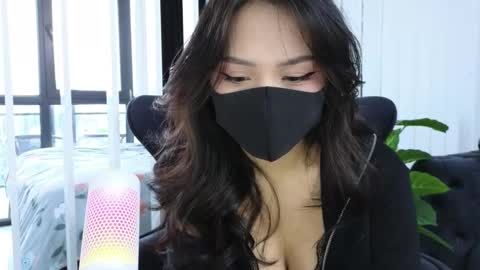 Snapshot of amyalwayshere chatting on 01/24/25, 04:48 girl next door named Amy online show from 01/24/25, 04:48