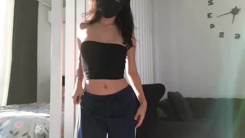 Snapshot of amyalwayshere chatting on 01/29/25, 01:17 girl next door named Amy online show from 01/29/25, 01:17