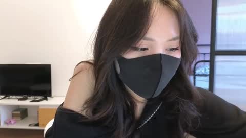 Snapshot of amyalwayshere chatting on 02/10/25, 01:44 girl next door named Amy online show from 02/10/25, 01:44