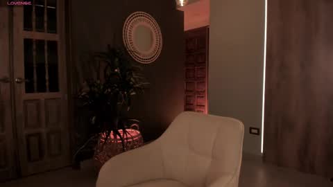 Amy Armstrong online show from 02/28/25, 12:10