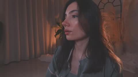 Amy Armstrong online show from 09/19/25, 12:23