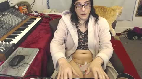 Trashely Gimpson online show from 01/19/26, 09:02