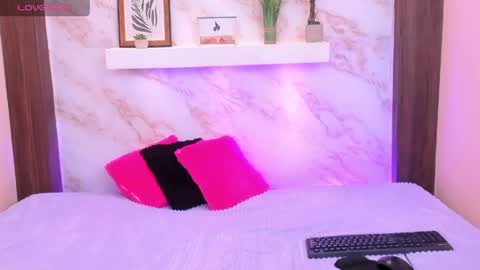 My name is AMY... Nice to meet you  thumb up me please its important online show from 03/30/26, 04:52