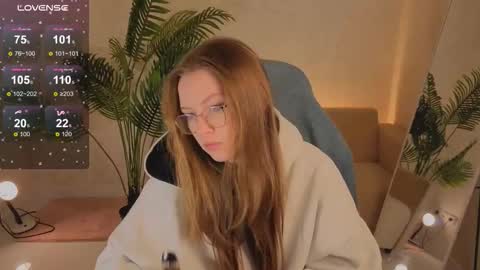 amycherryberry online show from 11/13/25, 01:37