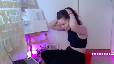 Snapshot of amydreamgirl chatting on 05/20/26, 04:57 amydreamgirl online show from 05/20/26, 04:57