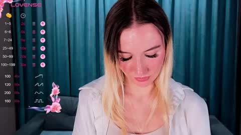 Anna online show from 03/31/26, 02:39