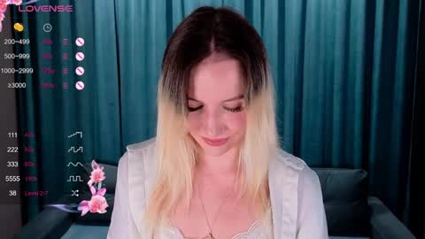 Anna online show from 04/11/26, 06:12