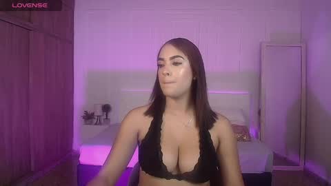 amyjohnsonn online show from 04/27/26, 02:31