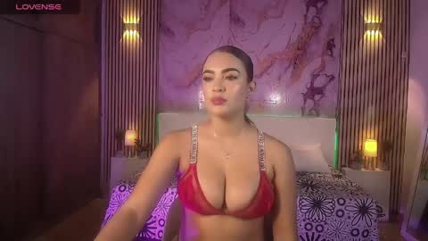 amyjohnsonn online show from 04/30/26, 04:08
