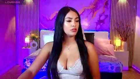 amyjohnsonn online show from 07/30/26, 05:50