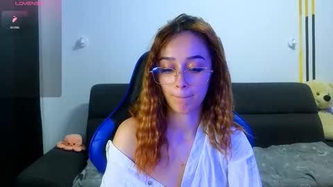 amykentt online show from 03/08/25, 04:28