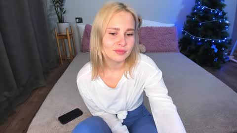 Snapshot of amymilson chatting on 01/14/25, 03:36 amymilson online show from 01/14/25, 03:36