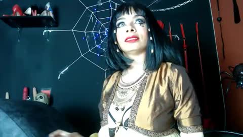 Snapshot of amymistress chatting on 10/30/25, 10:43 Amy Wong Grey online show from 10/30/25, 10:43