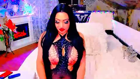 Snapshot of amyrarosera chatting on 06/28/26, 09:32 Alimoonyia online show from 06/28/26, 09:32
