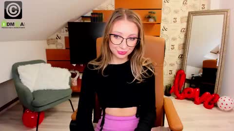 AmyRossie online show from 02/27/25, 03:37