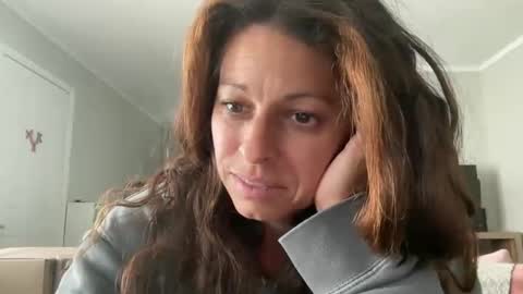 Amy Smilez online show from 05/12/26, 01:30