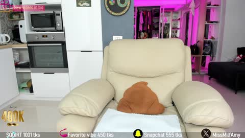     Next stream Dec 3 online show from 01/11/25, 01:32