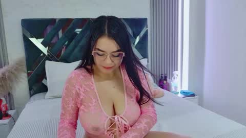 Snapshot of amytorres_ chatting on 05/21/26, 03:41 amytorres_ online show from 05/21/26, 03:41