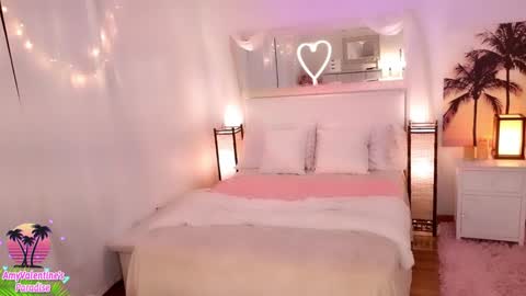 Snapshot of amyvalentine chatting on 11/07/25, 06:57 AmyValentine online show from 11/07/25, 06:57