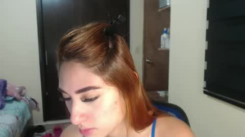 Snapshot of amywalker01 chatting on 12/28/24, 07:43 amy online show from 12/28/24, 07:43