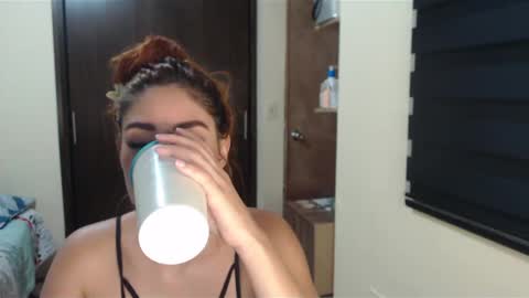 Snapshot of amywalker01 chatting on 12/31/24, 05:51 amy online show from 12/31/24, 05:51