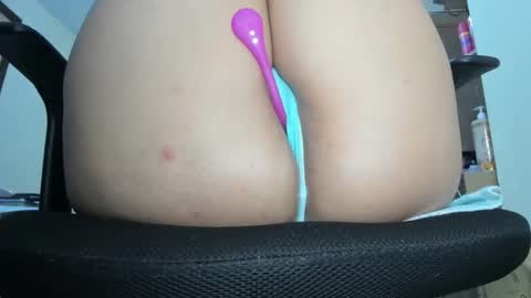 Snapshot of amywalker01 chatting on 09/25/25, 09:51 amy online show from 09/25/25, 09:51